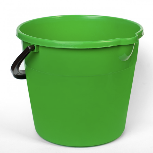 Ведро пластиковое со сливным носиком 7 л "Классика"