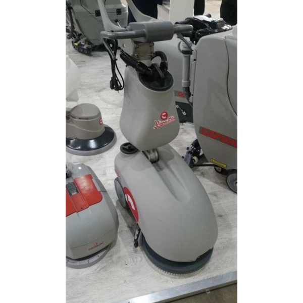 Поломоечная машина Comac Vispa 35 B