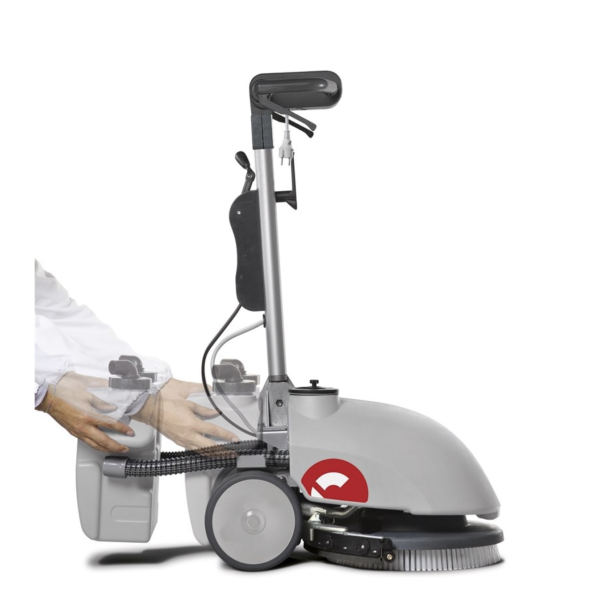 Поломоечная машина Comac Vispa 35 E Поломоечная машина Comac Vispa 35 E