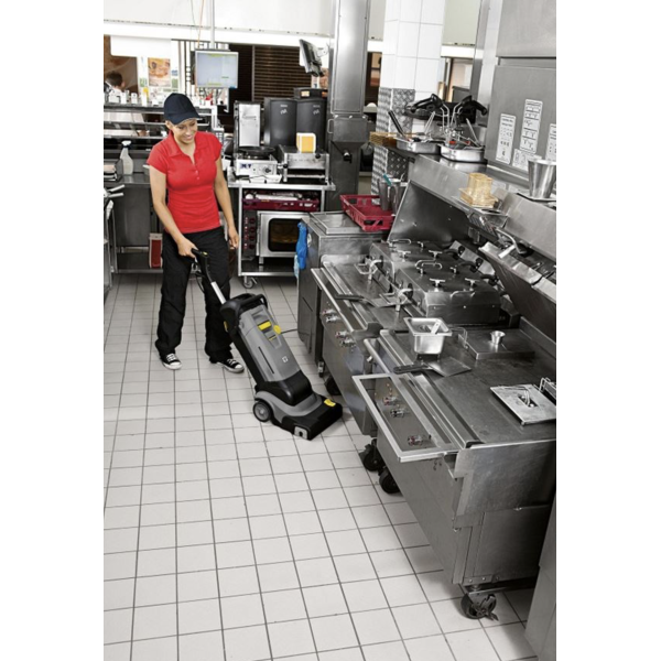 Поломоечная машина Karcher BR 30/4 C Retail