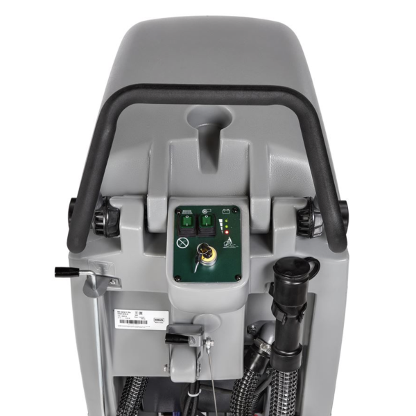 Поломоечная машина Karcher BD 55/50 C Bp (без АКБ) Поломоечная машина Karcher BD 55/50 C Bp (без АКБ)