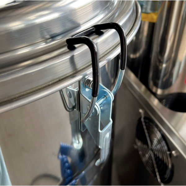 Пылесос индустриальный EVOline IVC 175-30EX