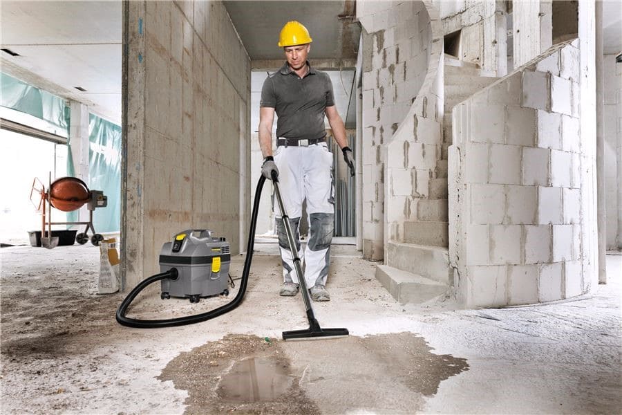 Промышленный пылесос.